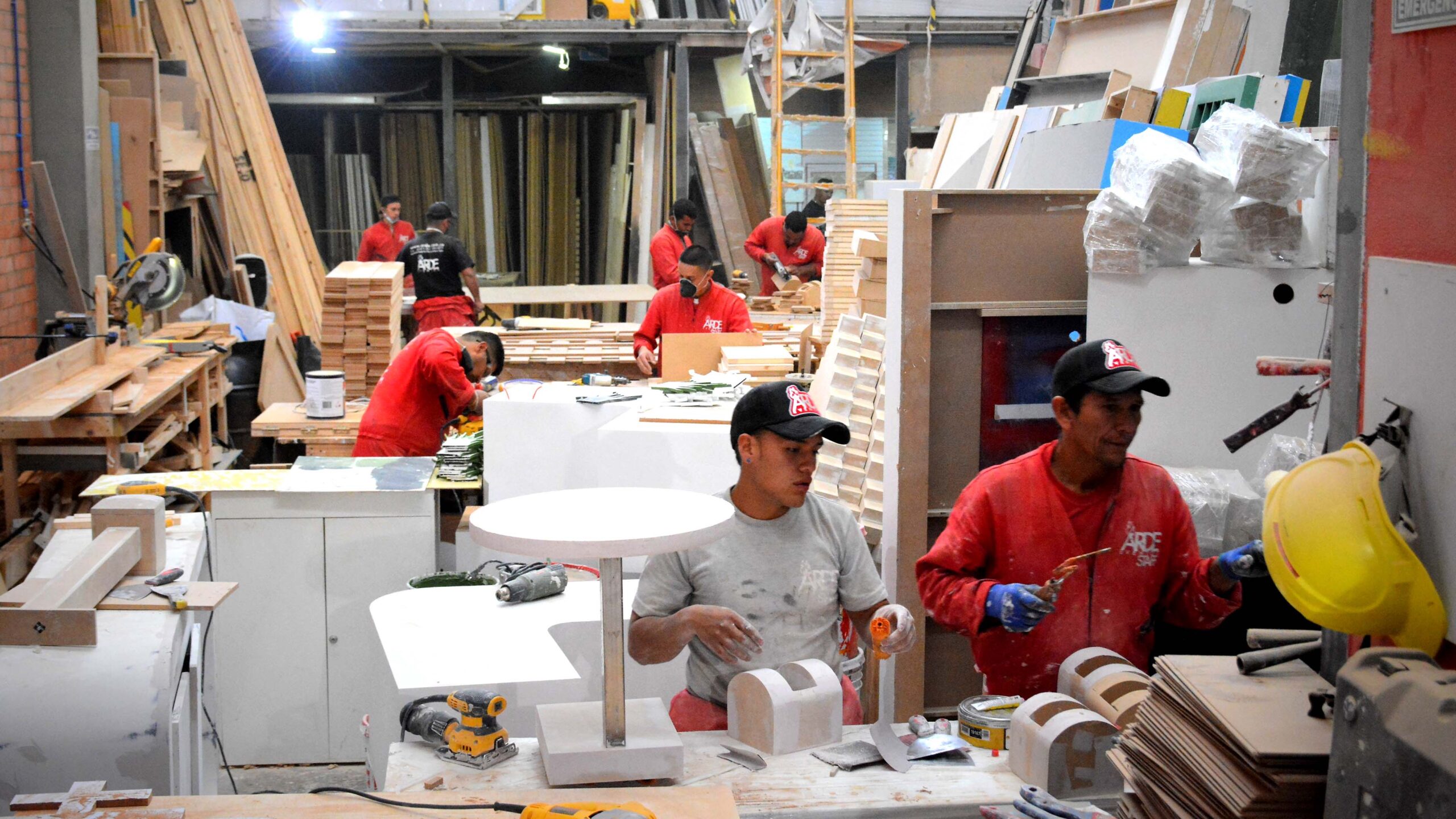8-Arde Worldwide-Taller Warehouse copy